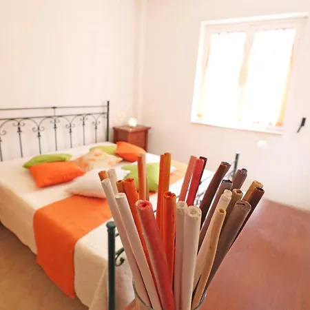 Casa Martina In Center Holiday home